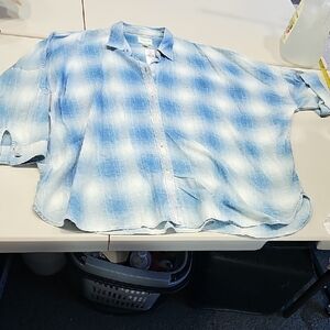 American Eagle Outfitters Blue and White Plaid Shirt